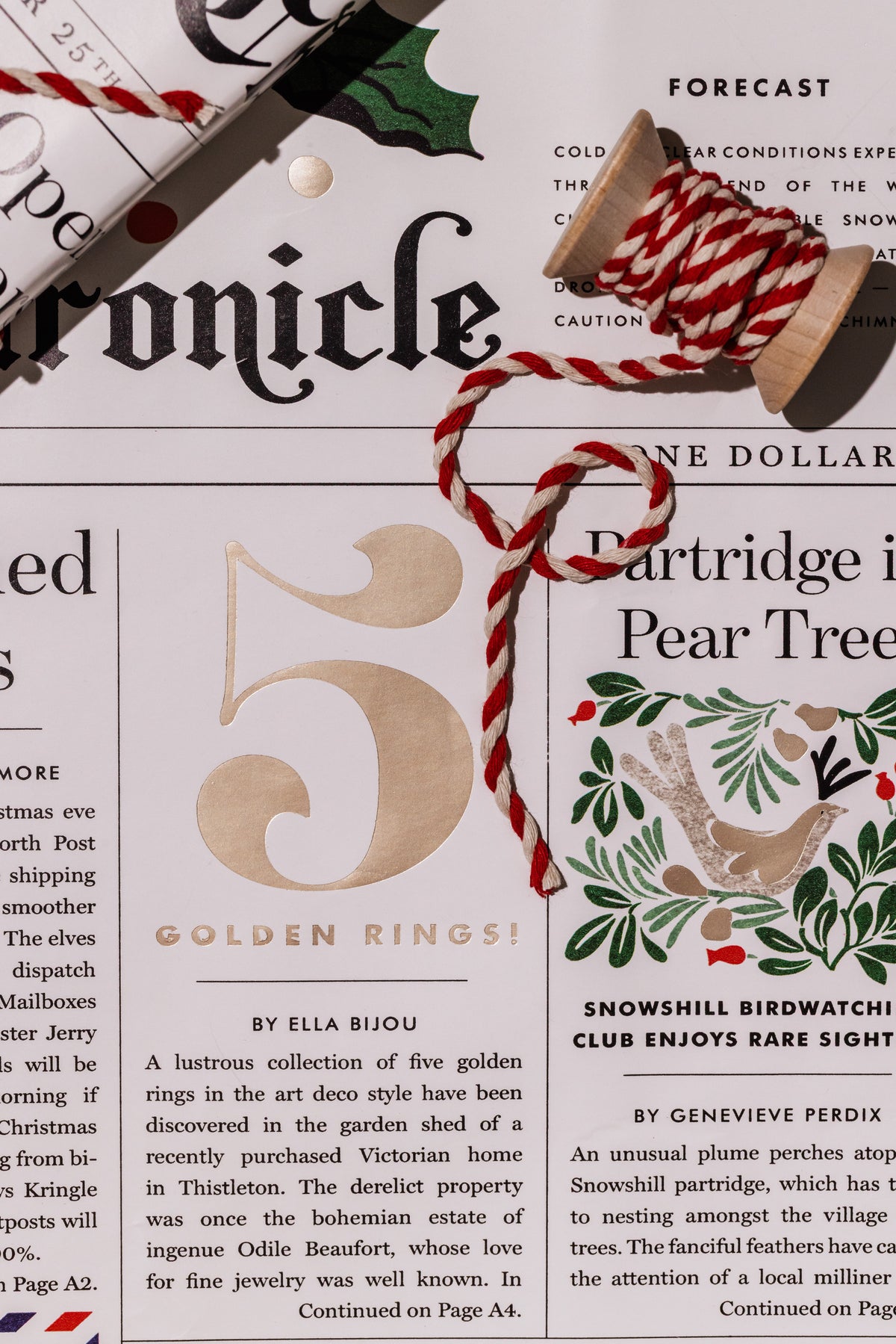 Christmas Chronicle continuous wrapping paper roll