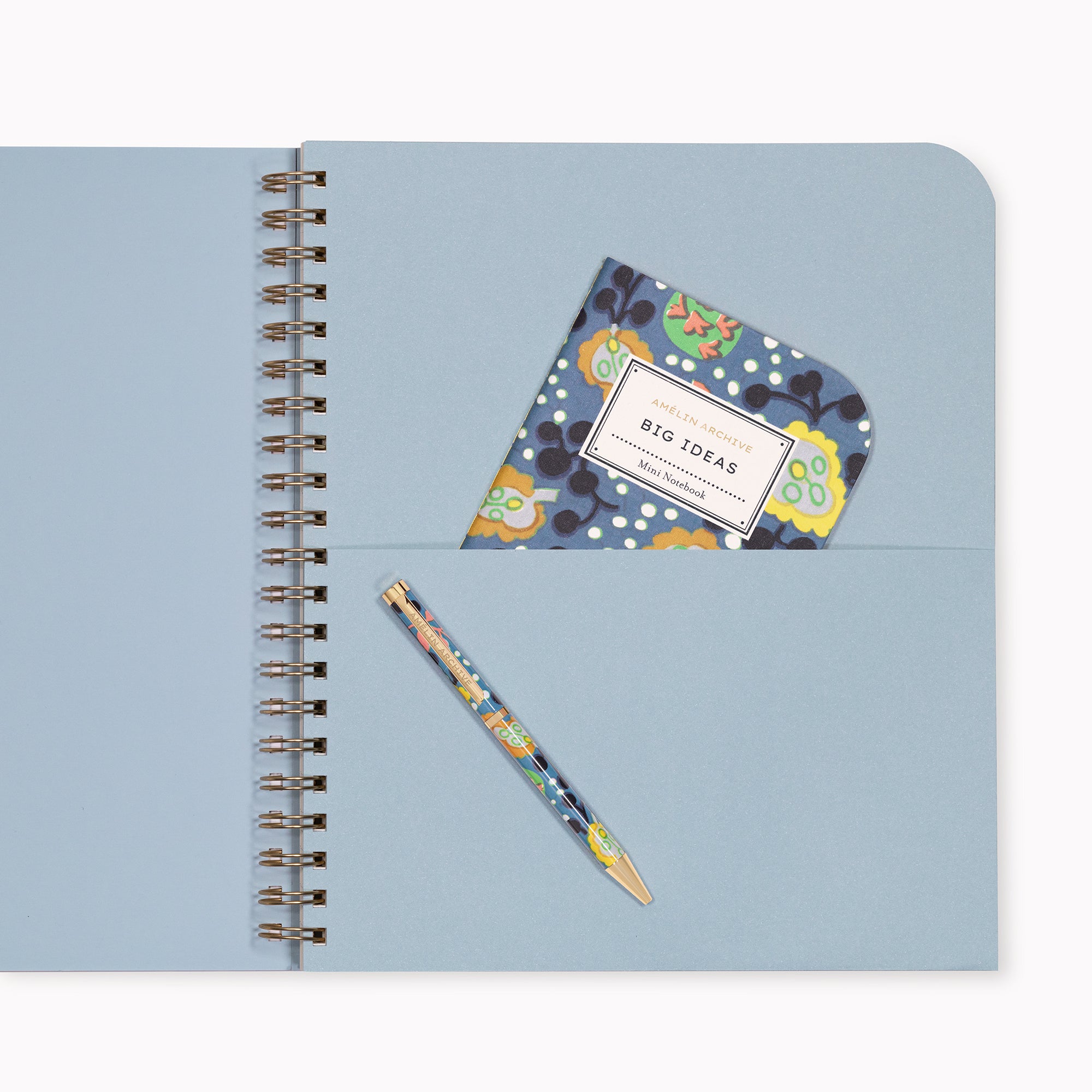 Chimie des Fleurs Large Spiral Notebook