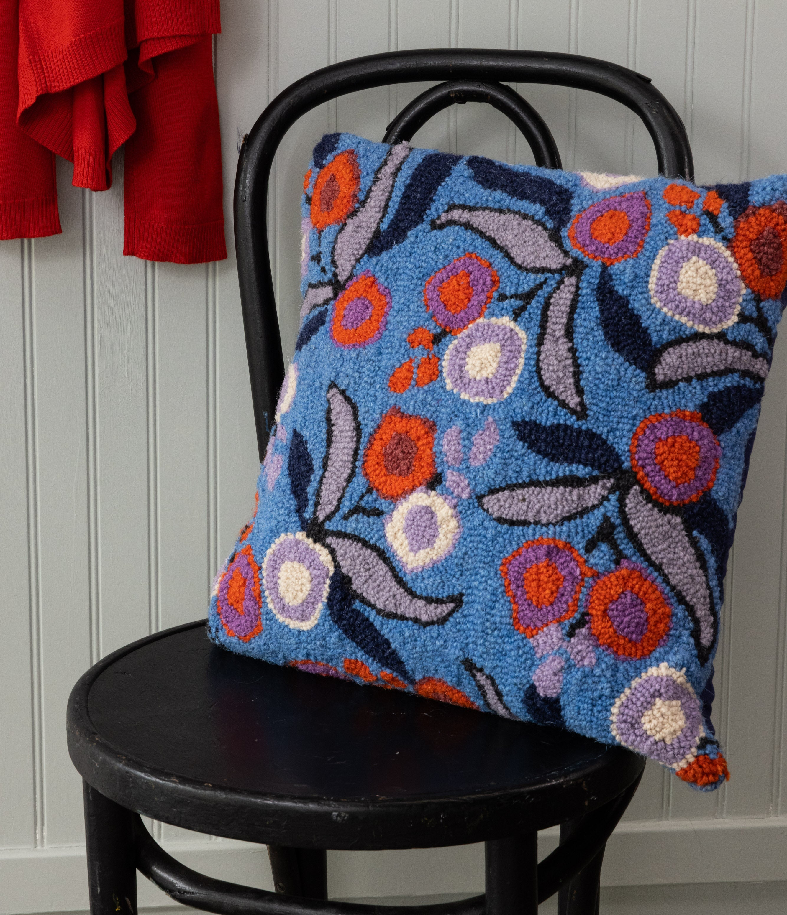 Madeleine Hooked Pillow